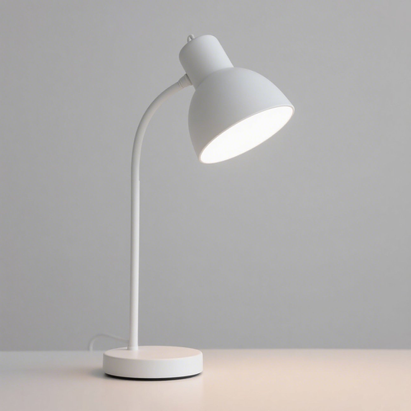 目を守る雰囲気感クリーム風スタンドデスクミニスタンド