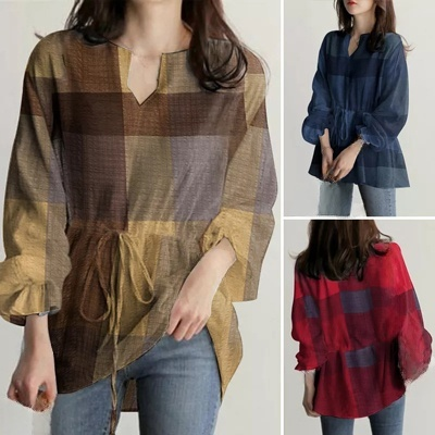 パフ袖ブラウス