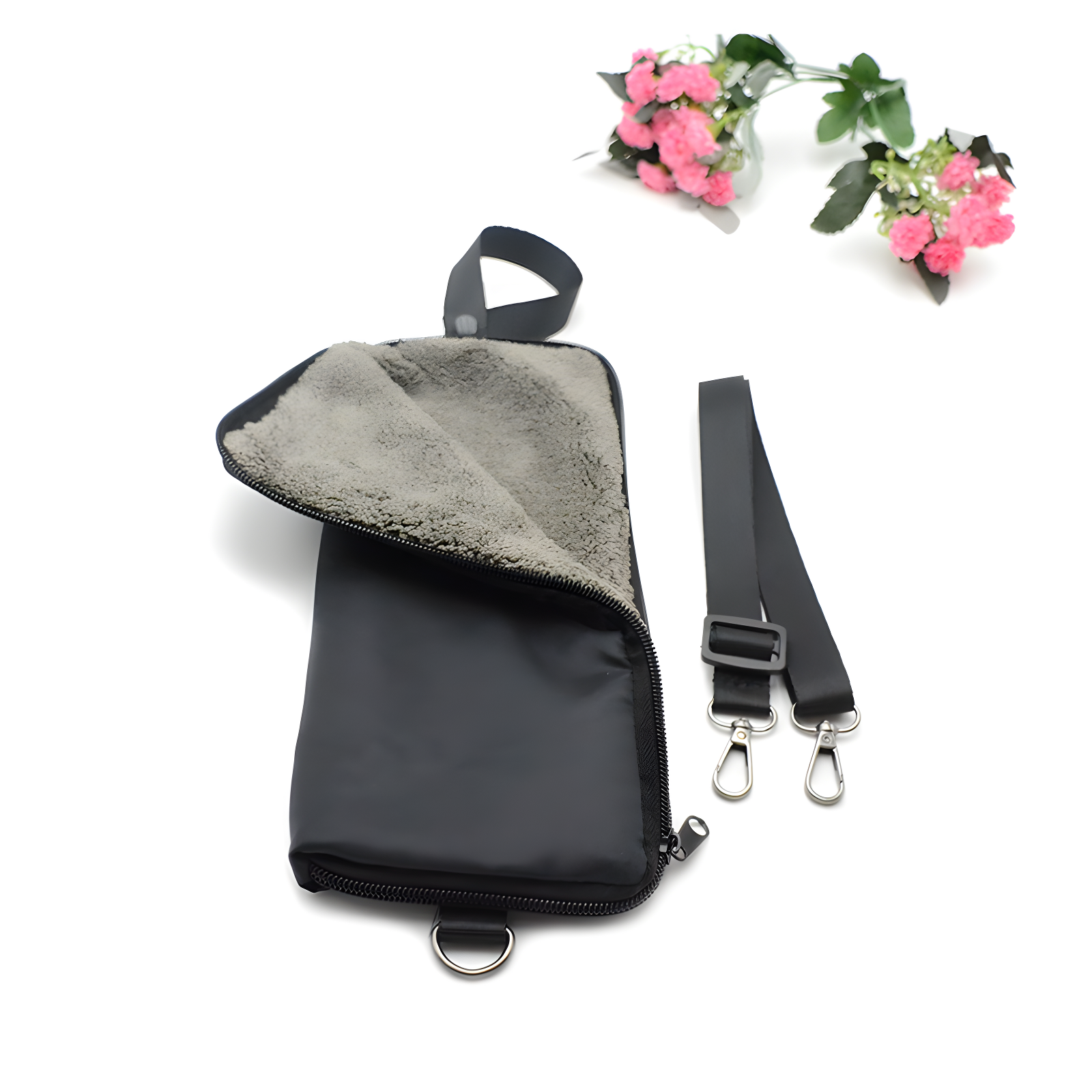 Umbrella cover with absorbent lining