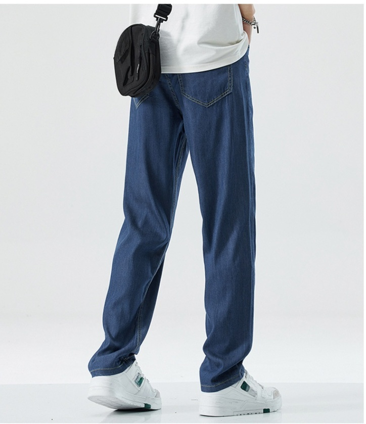 メンズ向けおしゃれなストレートクールデニムパンツ