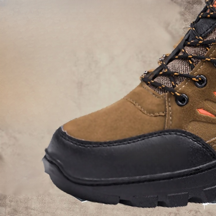 Protiskluzové tlumicí turistické boty