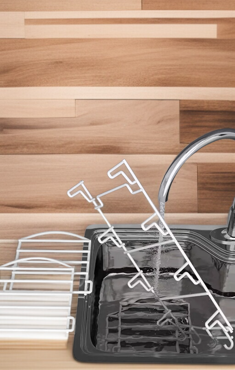 간편하게 접었다 펼 수 있는 접이식 선반