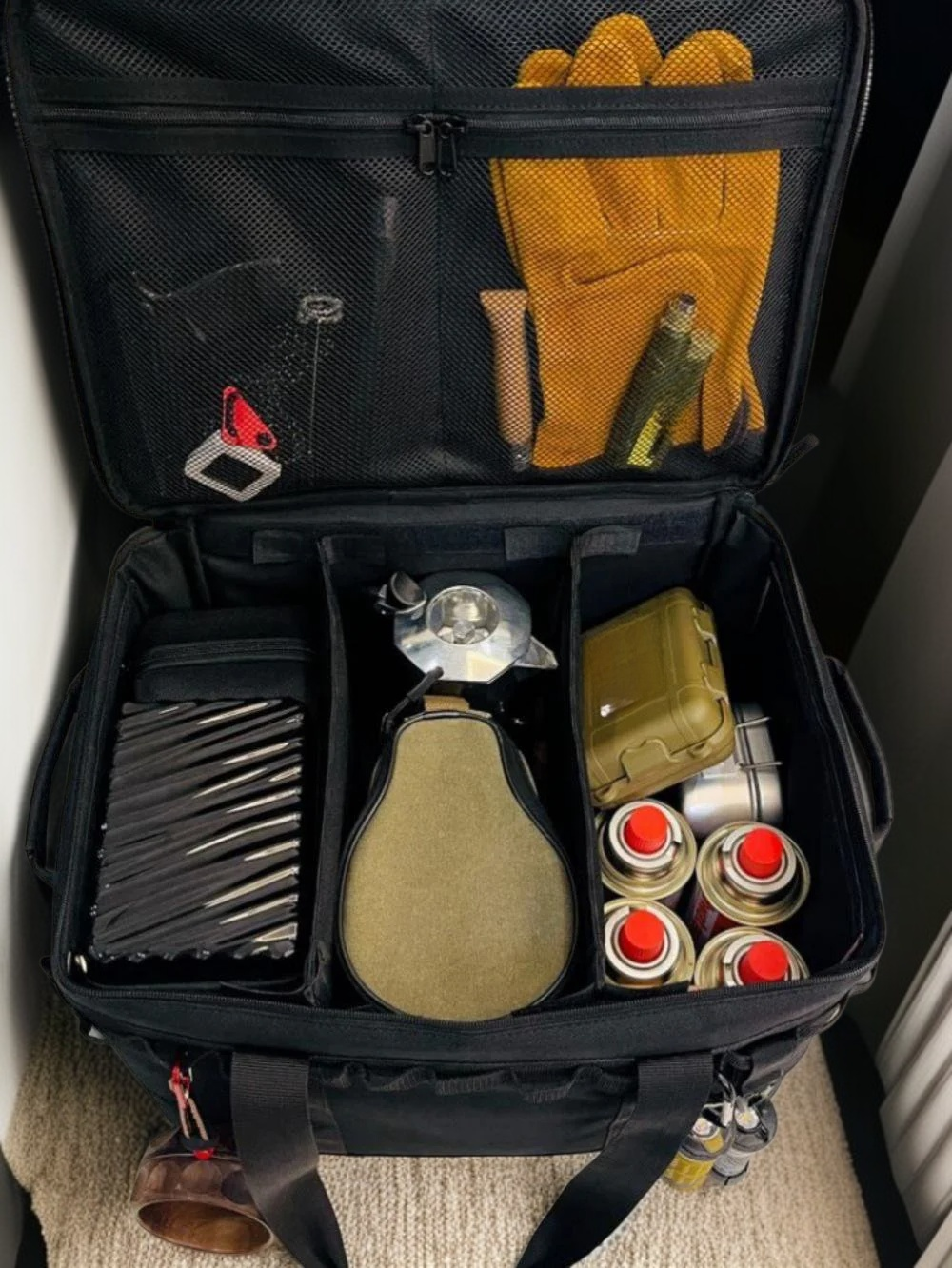 工具收納包多隔層收納效果