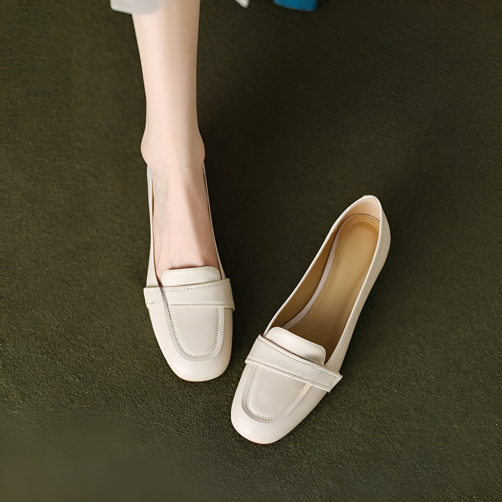 レディース用おしゃれなビットローファー