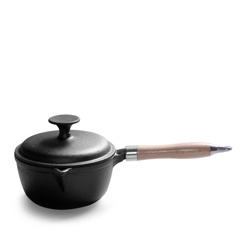 Malý hrnec na dušení mléka a instantních nudlí