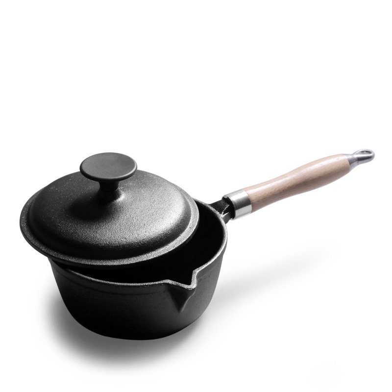 Malý hrnec na dušení mléka a instantních nudlí