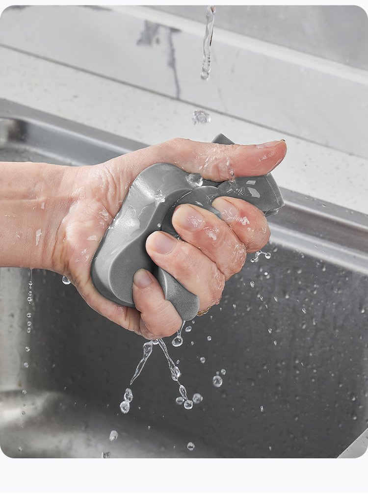 石灰スケールを防ぐ浴室専用掃除グッズ