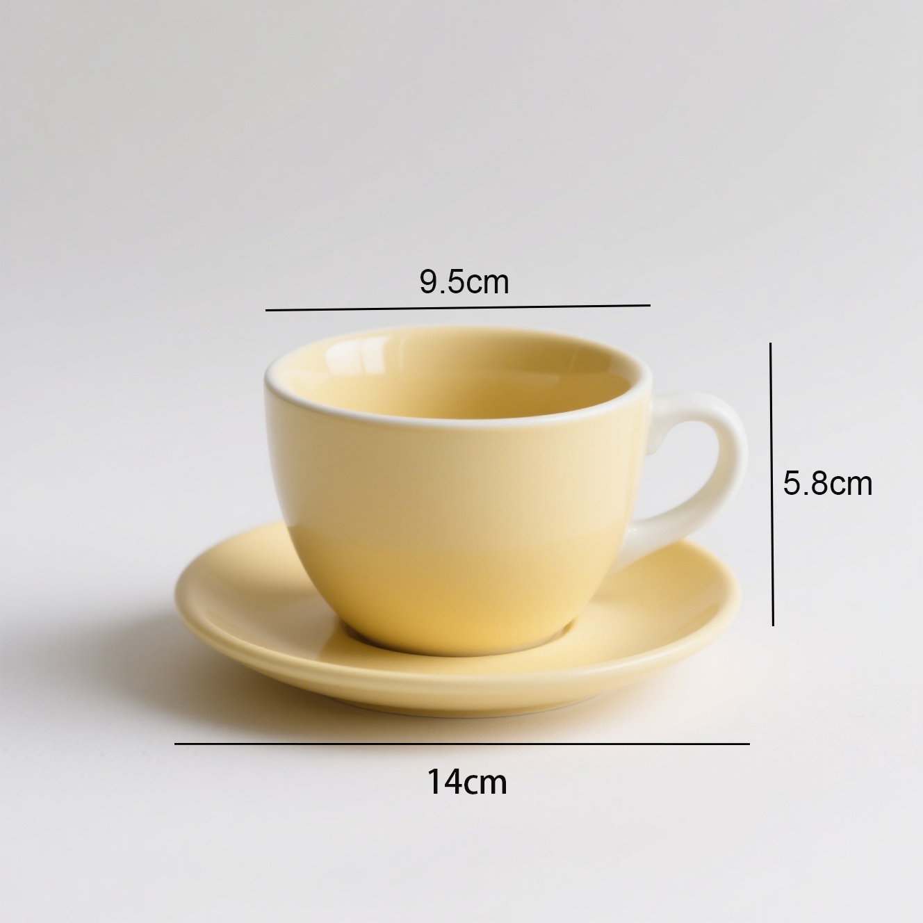 Moderní žlutý šálek na espresso