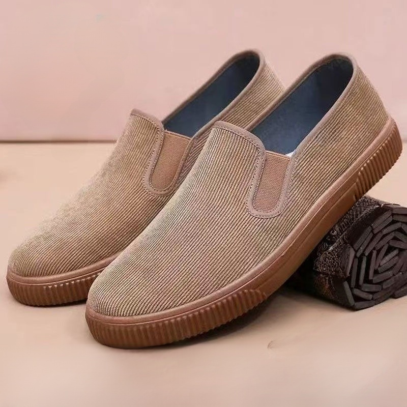 軟底防滑透氣一腳蹬男鞋