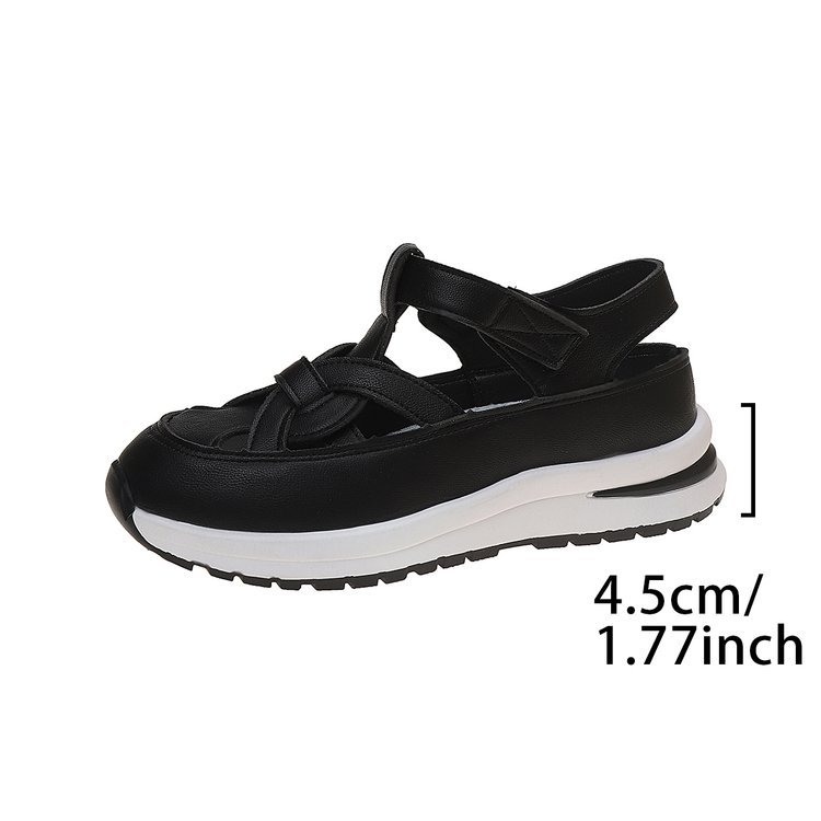 여성용 통풍 샌들의 앞코 디자인