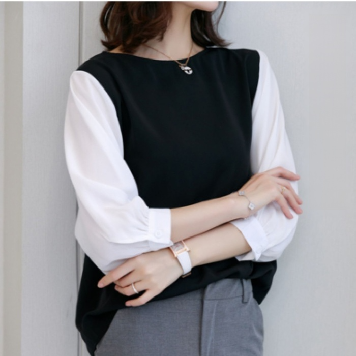 涼しげな夏用レディースラウンドネック半袖シャツ