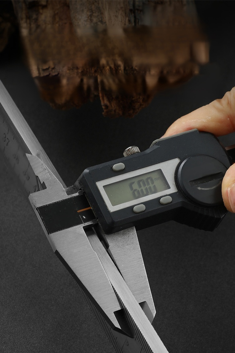  Ulepszony diamentowy liniał z utwardzoną gumową rączką