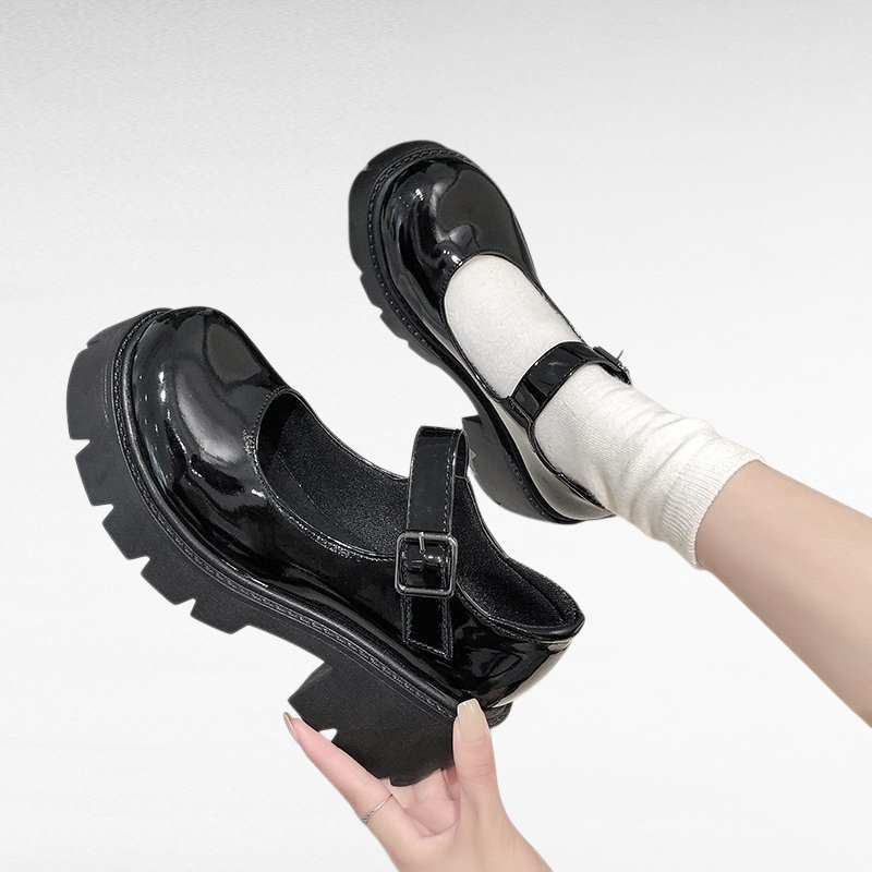 أحذية موحدة بكعب سميك