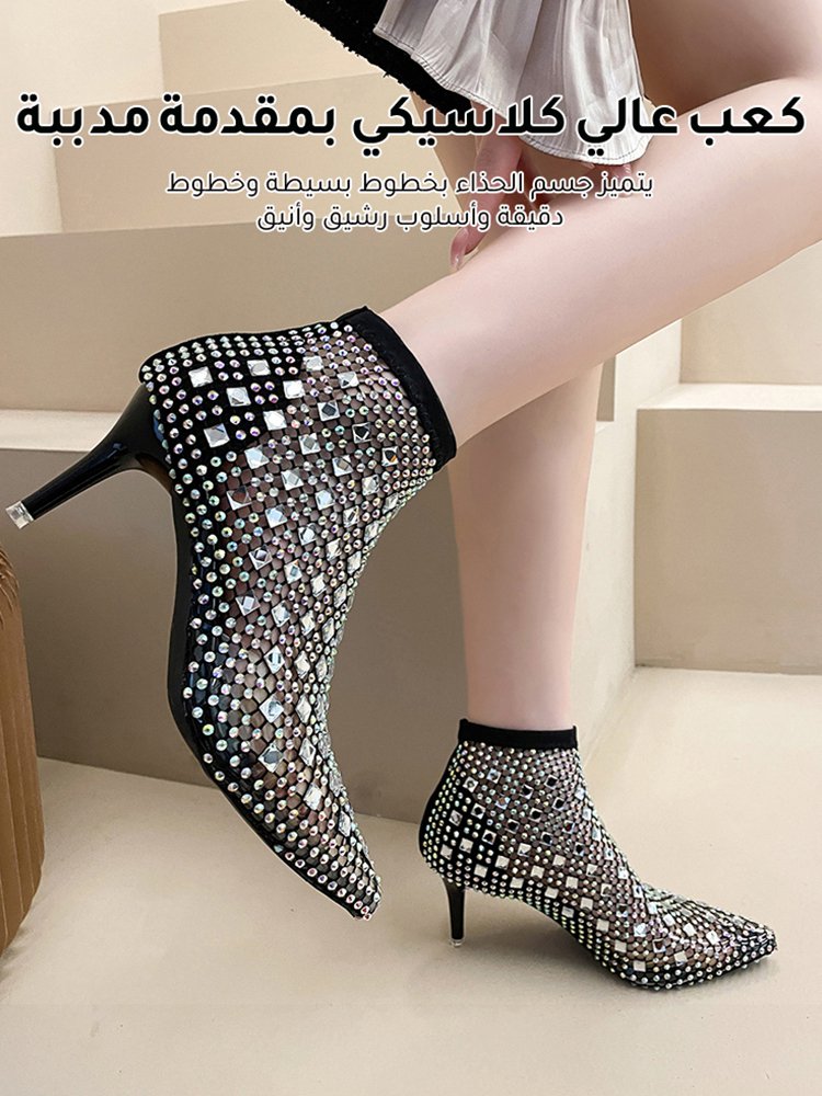 حذاء نسائي مجوف عصري مزين بالألماس اللامعة بكعب عالي
