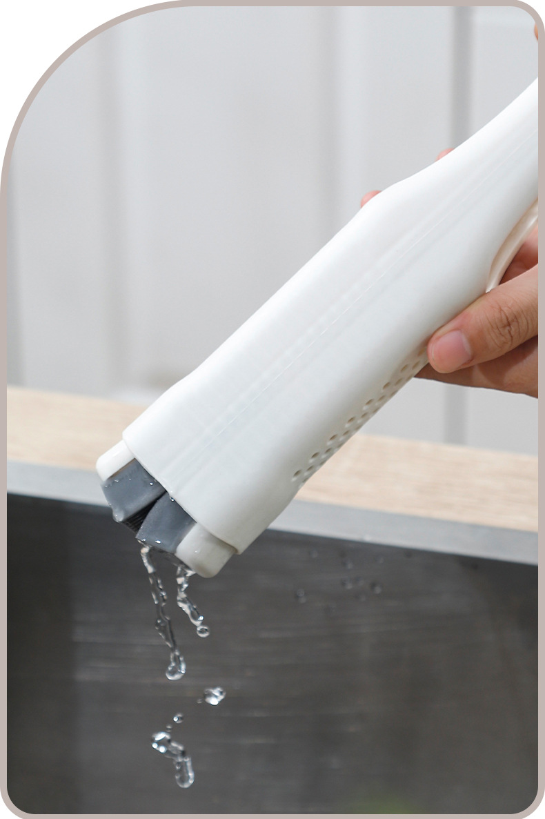 Efficient handfree mop for everyday cleaning tasks