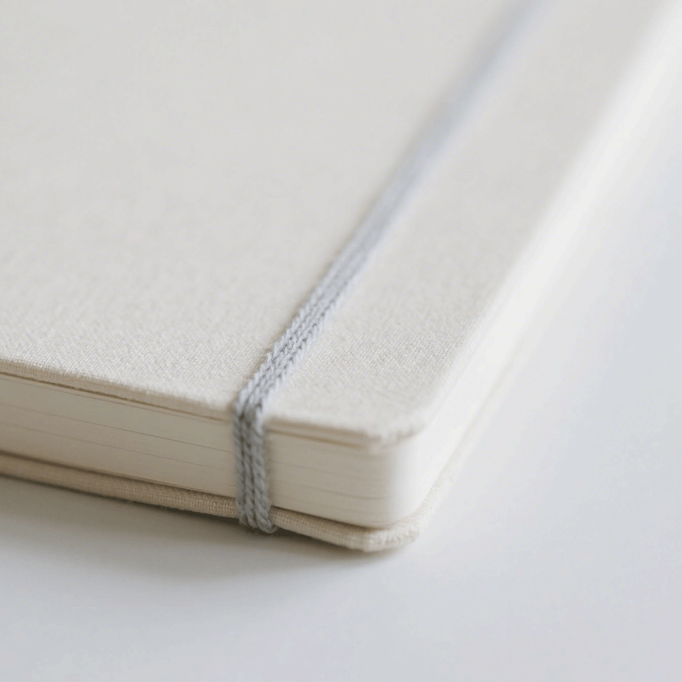 Cuaderno elegante de tapa dura con acabado premium