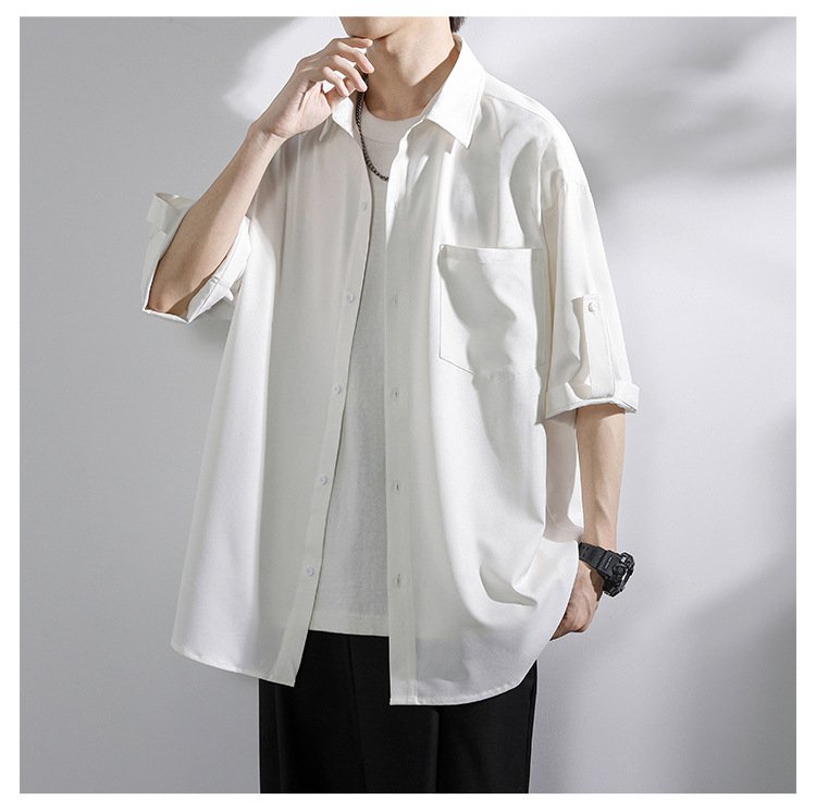 夏の新作ルーズフィットカジュアルシャツ