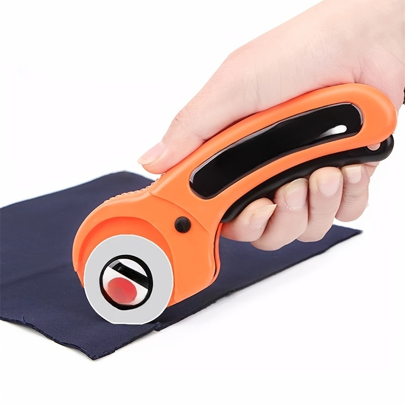 Kruhový řezák na látky, patchworkový rotační nůž