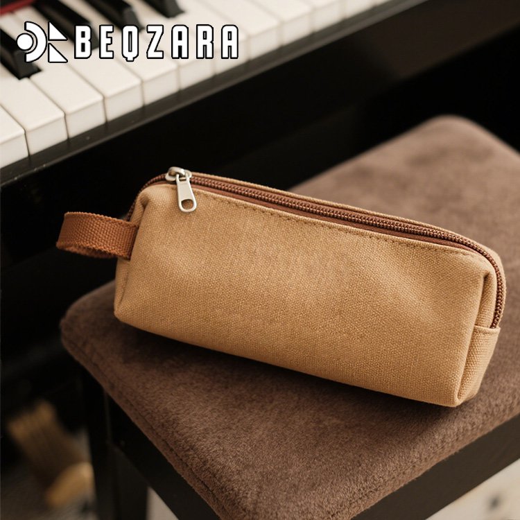 심플한 디자인의 대용량 문구 가방