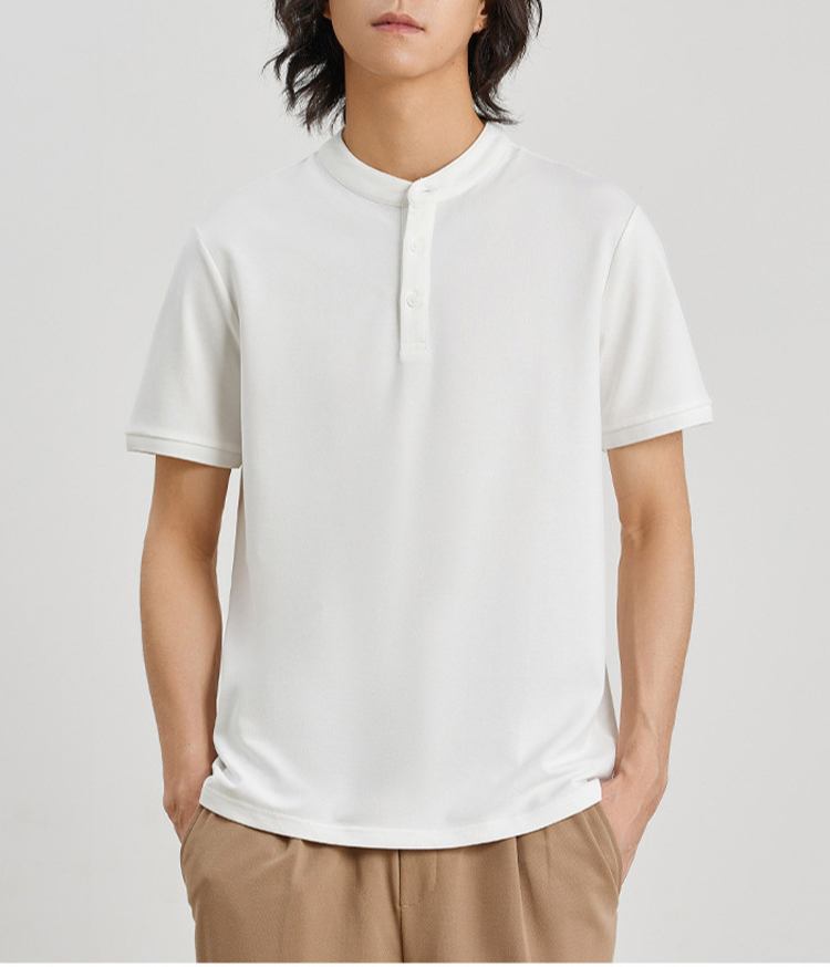 ヘンリーネックTシャツの袖部分ディテール