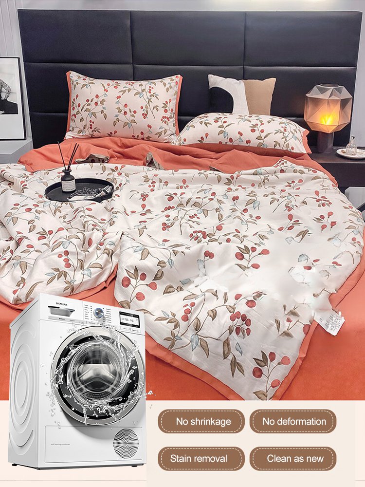 "Body closer to nature" lightweight machine-washable summer quilt