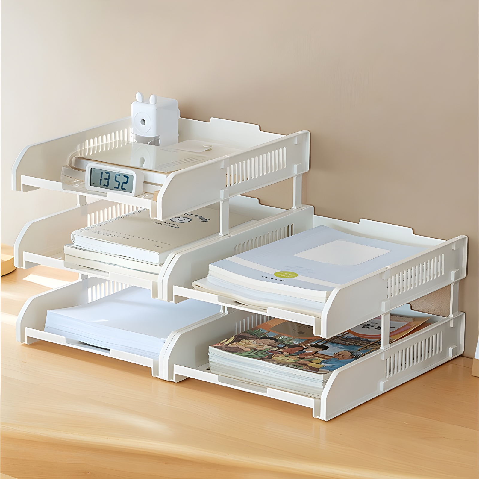 シンプルなオフィスデスクラック 多層仕切り書類ラック 高さのある階層型ラック 文房具収納ラック