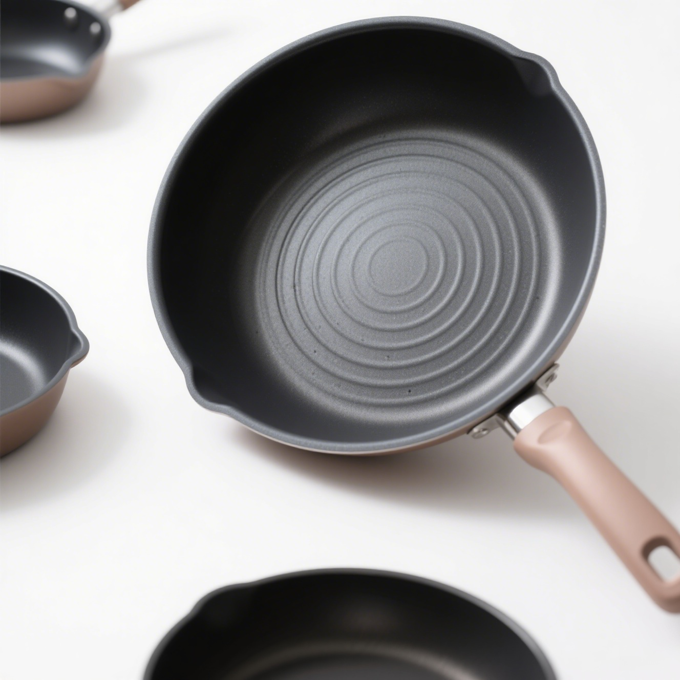 [Quadruple antiadhésif] Poêle antiadhésive multifonctionnelle Shell Pebble