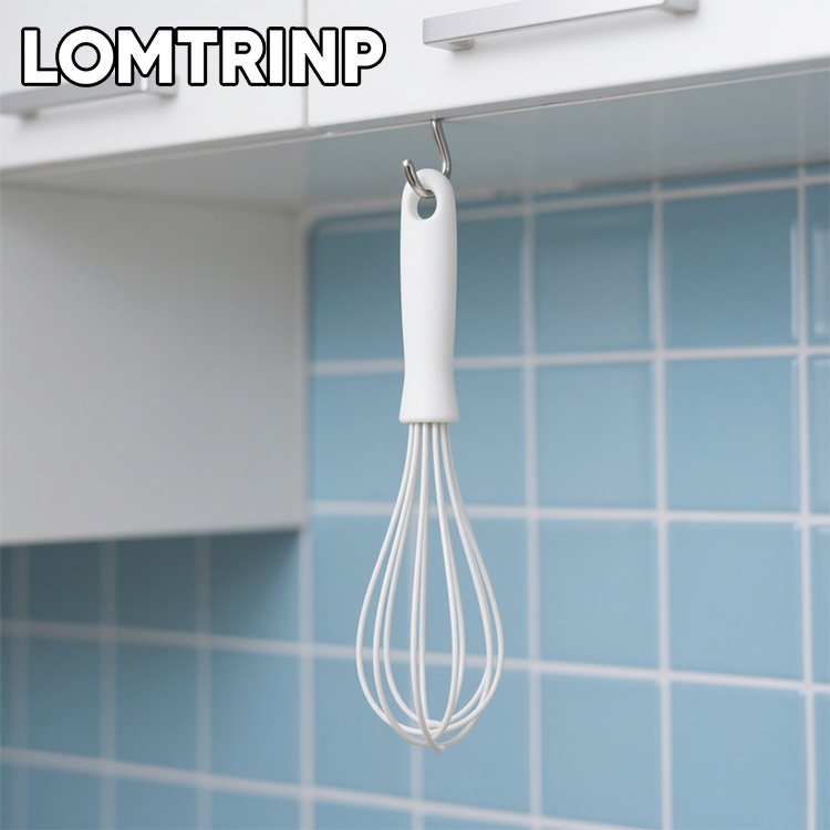 Utensilio manual para montar nata en cocina