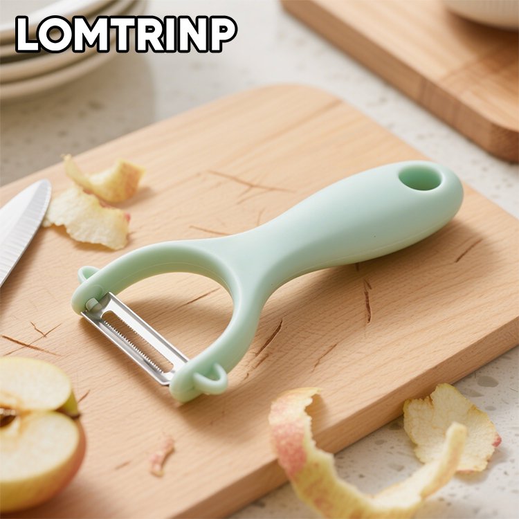 Cuchillo para pelar de acero inoxidable en primer plano