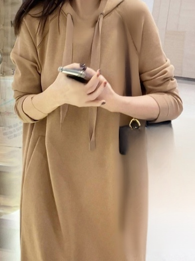 슬림핏 후드 원피스