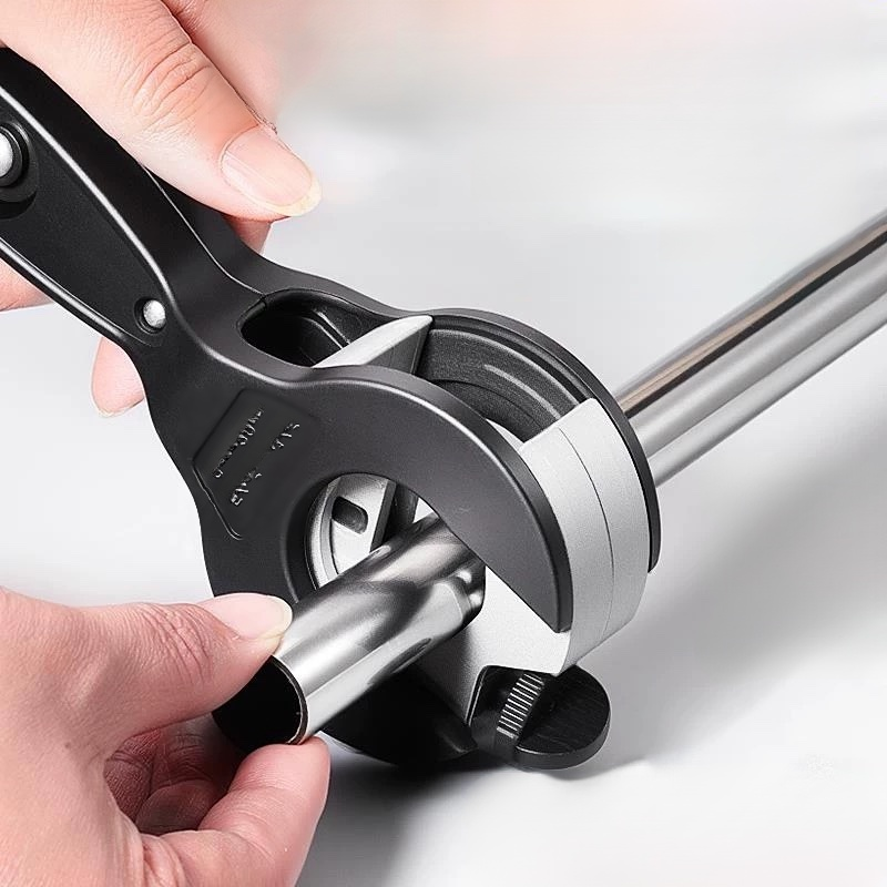 【좁은 공간에서도 사용 가능】라쳇 파이프 커터