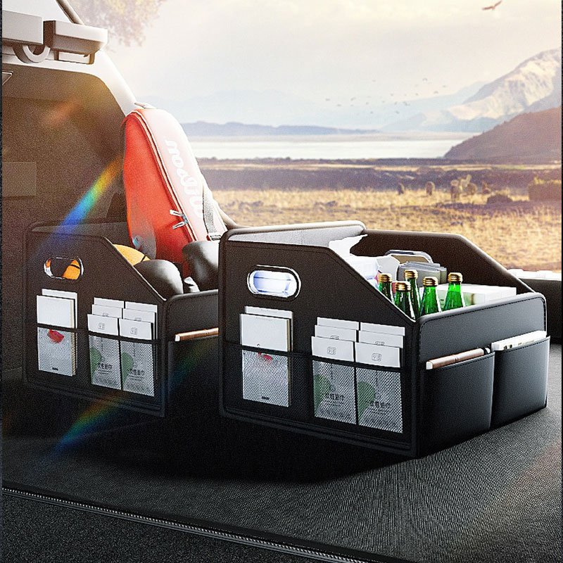 コンパクトに折りたたんだ収納ボックス