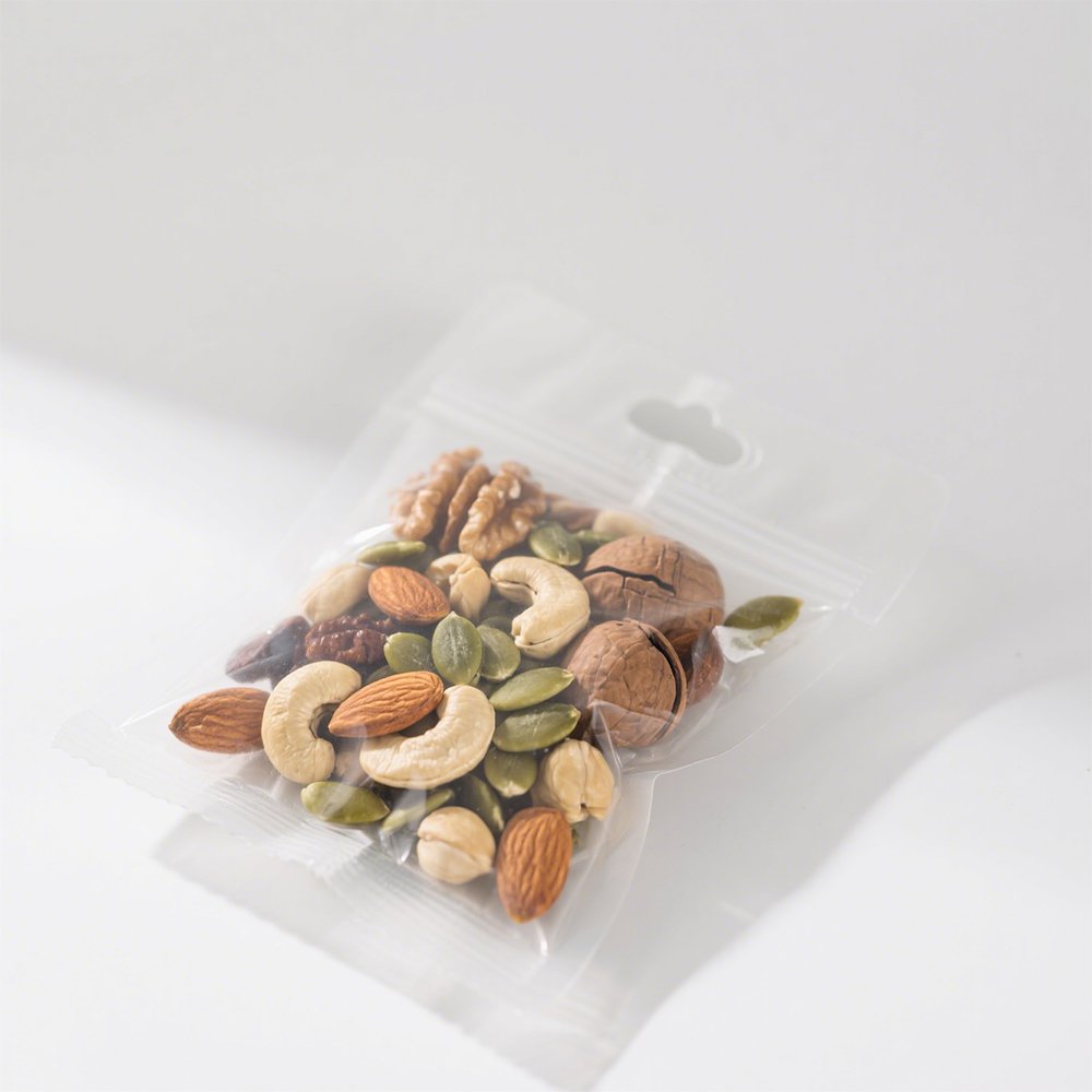 Nuci delicioase și nutritive 250g (set de 3 pungi)