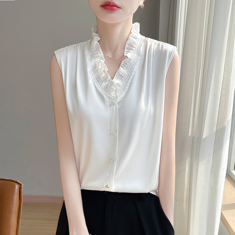 顯瘦百搭花苞V領緞面無袖襯衫