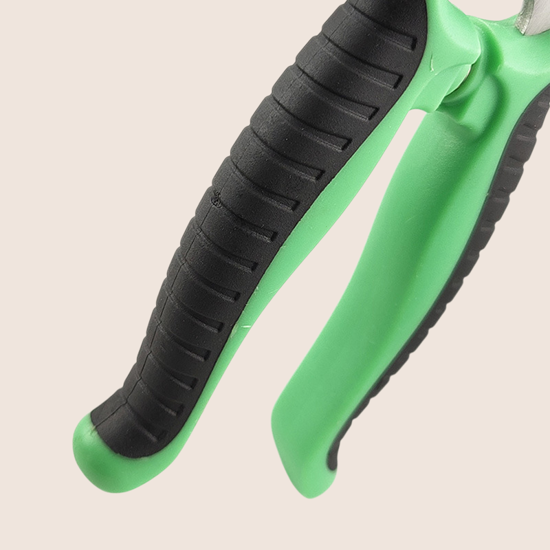 Stainless steel gardening scissors