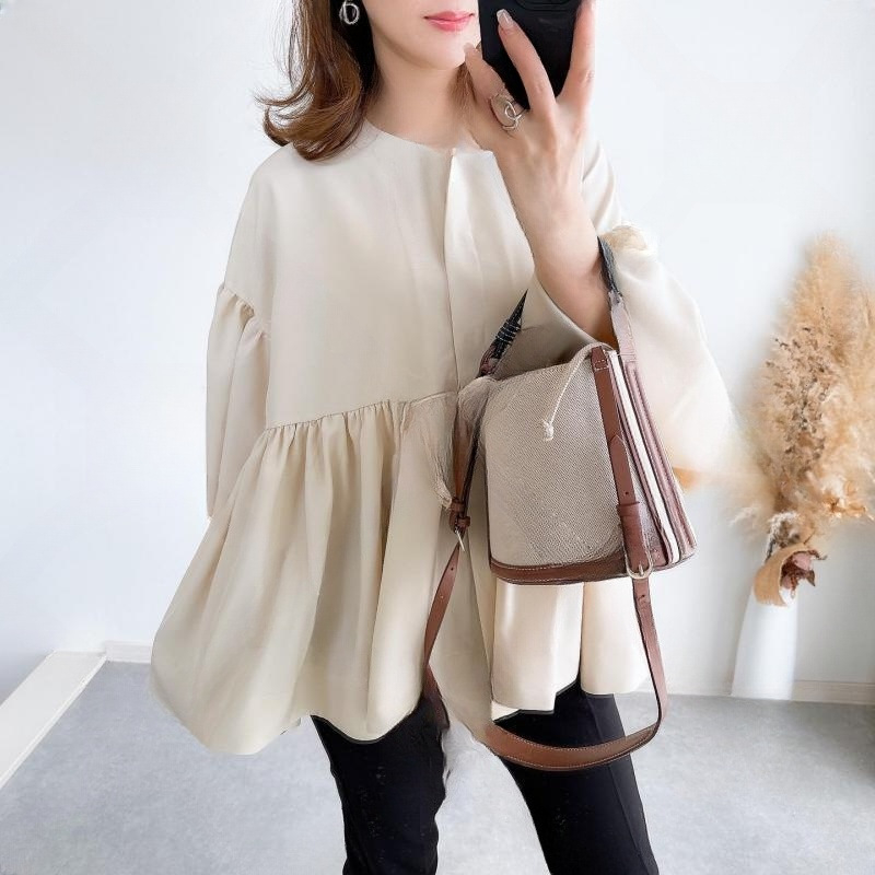 인형 셔츠 암문 라운드 루즈 인형 셔츠 암문 라운드 탑