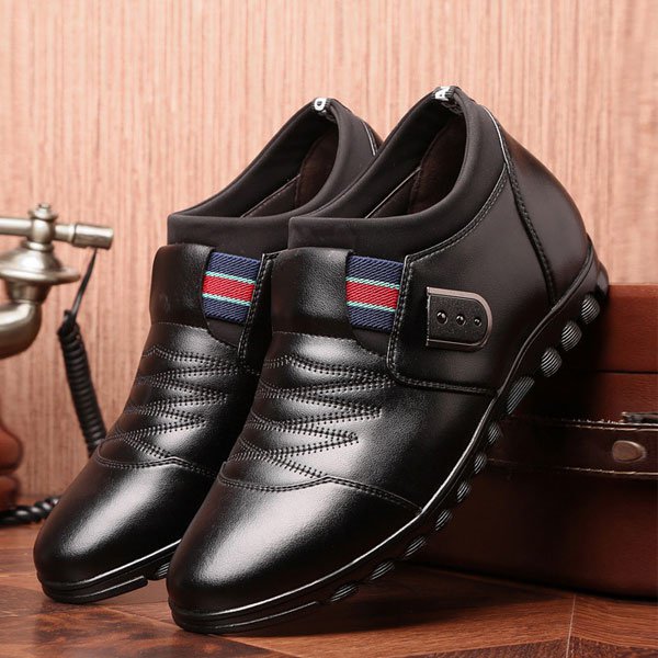 ファッションカジュアル背伸びの靴