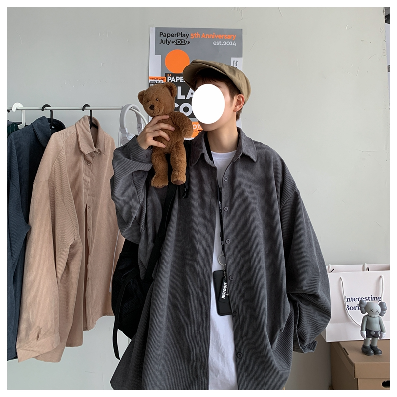 ティーンエイジャーのゆったり長袖コーデュロイシャツ ハンサムカジュアルシャツ秋ユニセックス個性シャツ