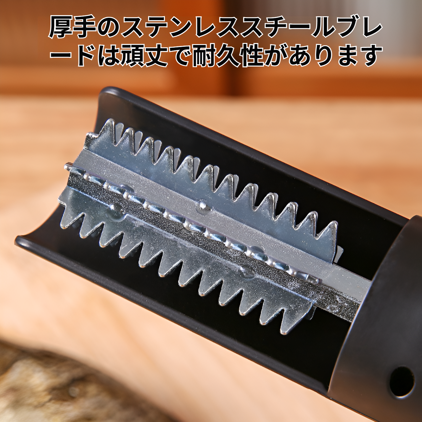 電動うろことり ウロコ取り 魚 電動 うろこ取り 魚の鱗とり 魚の鱗除去器 鱗発散防止 飛び散らない ステンレス銀鱗 ウロコ取り 防水 高速除去 快速クリーナー ホーム用 調理器具 キッチンツール キ