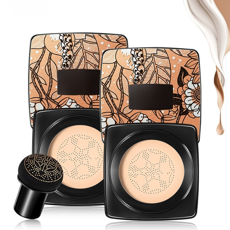 【クッションファンデーション】薄付き、持続力抜群、美容液成分、高カバー力、汗や皮脂に強い、うるおいを感じる水っぽいテクスチャが特徴！