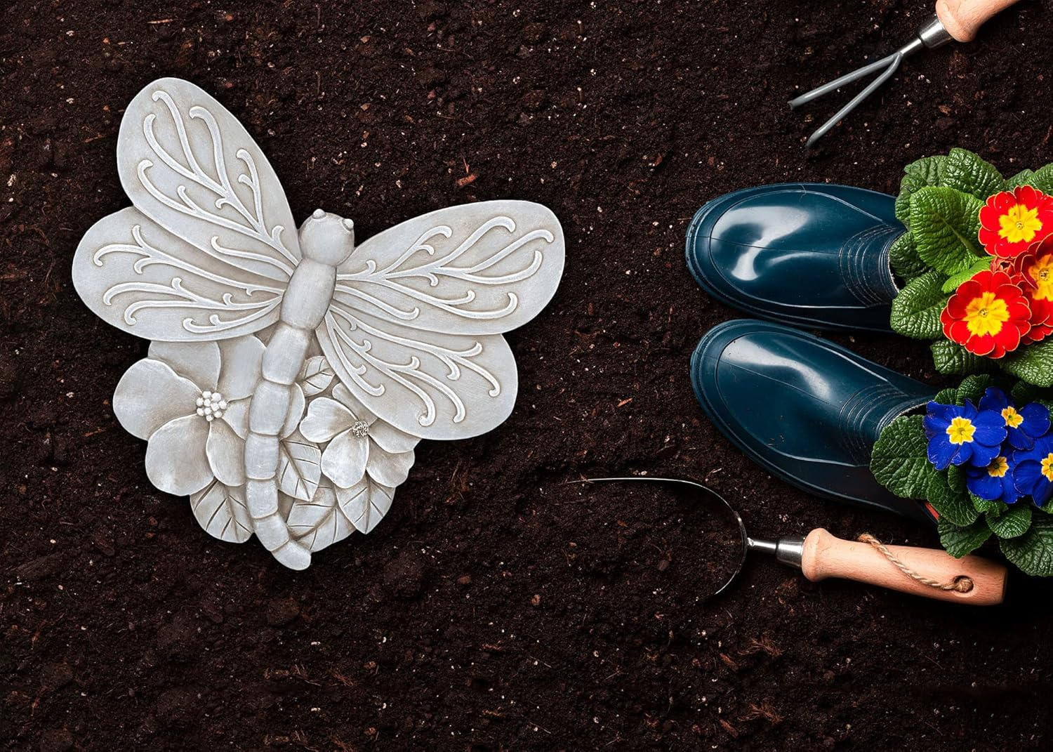 Decorative garden stepping stones