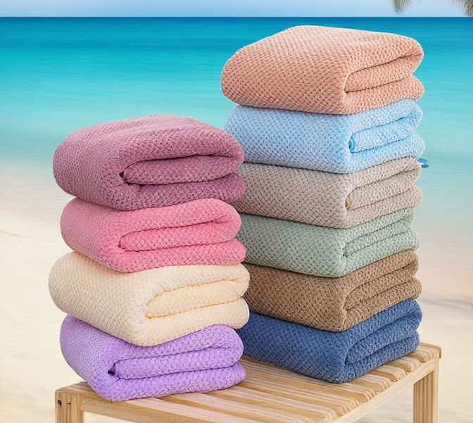 家用成人加厚柔軟浴巾產品展示