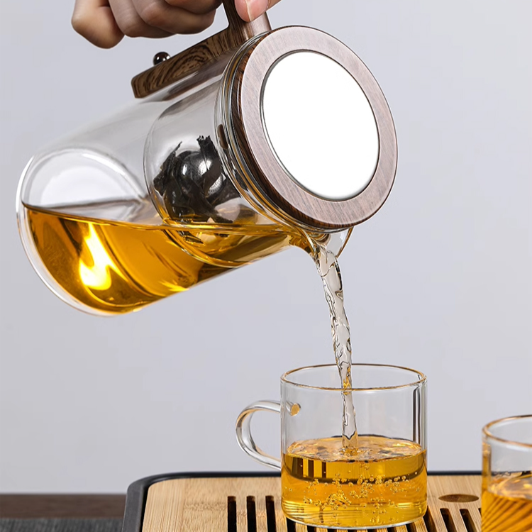 [One-button automatic filtering] Small square stemless elegant tea brewing cup