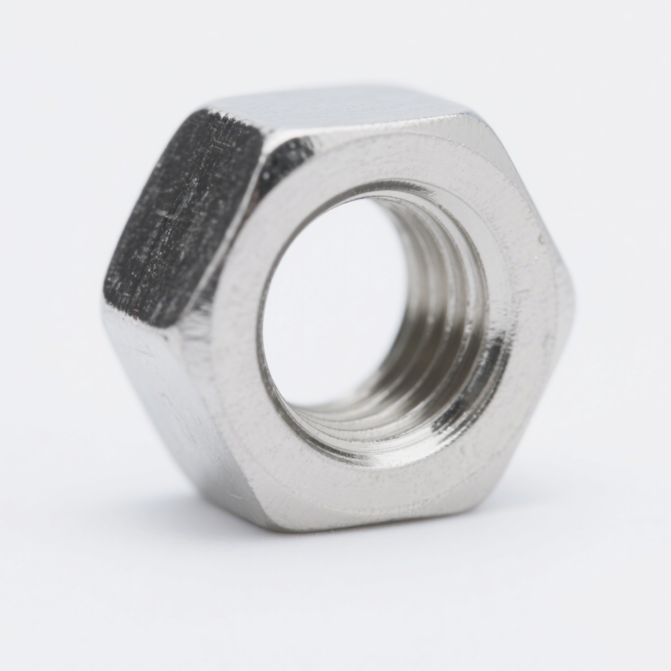 견고하고 내구성이 뛰어난 탄소강 방청 너트