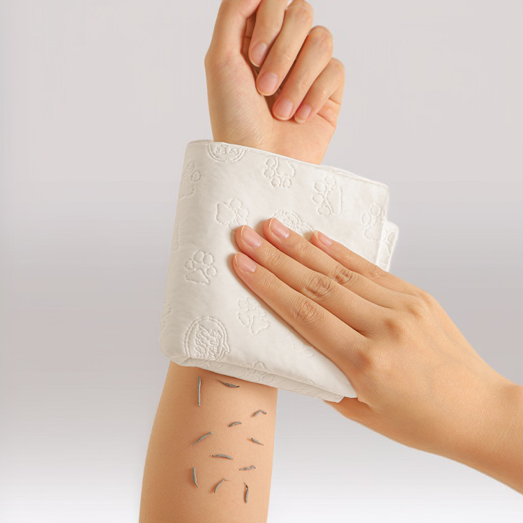 Double-sided absorbent bath towel