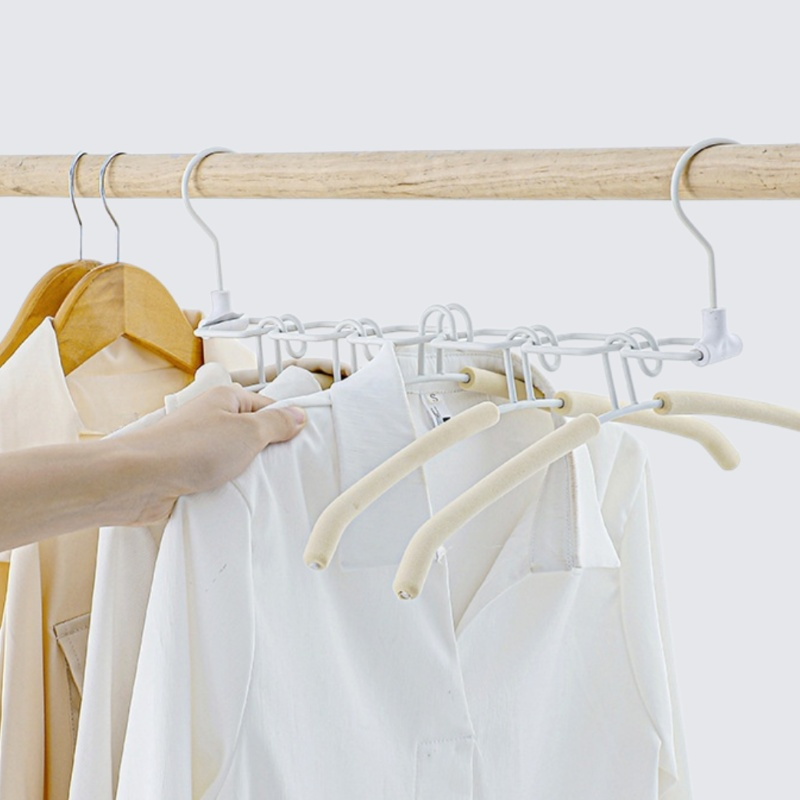 省スペース設計のハンガー詳細