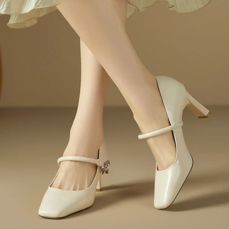 本革スクエアトゥパンプス