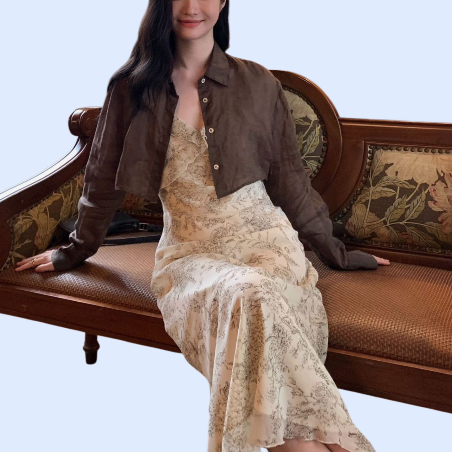 フレンチスタイルのウエストロングサスペンダースカート