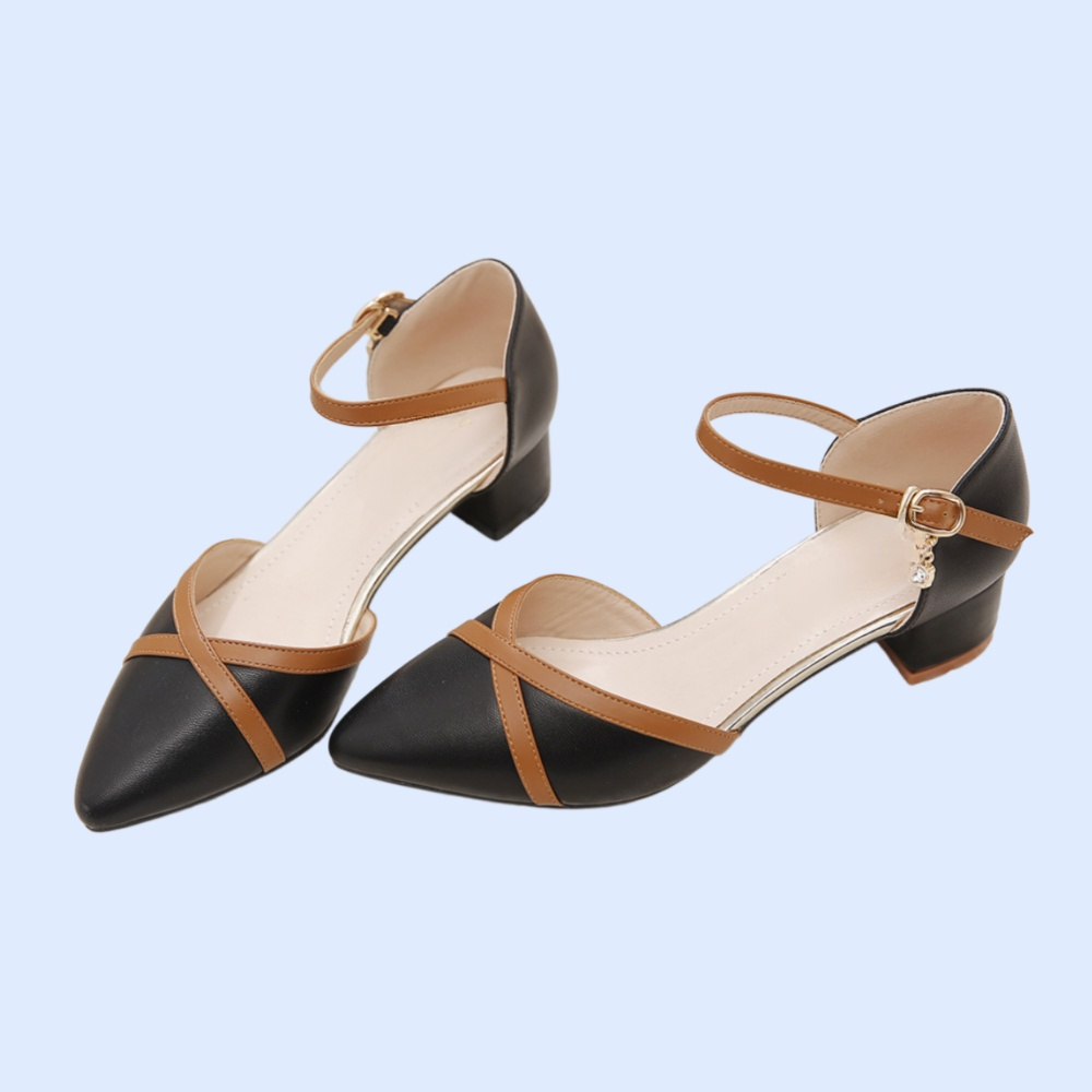 レディース ポインテッドトゥ バックルサンダル