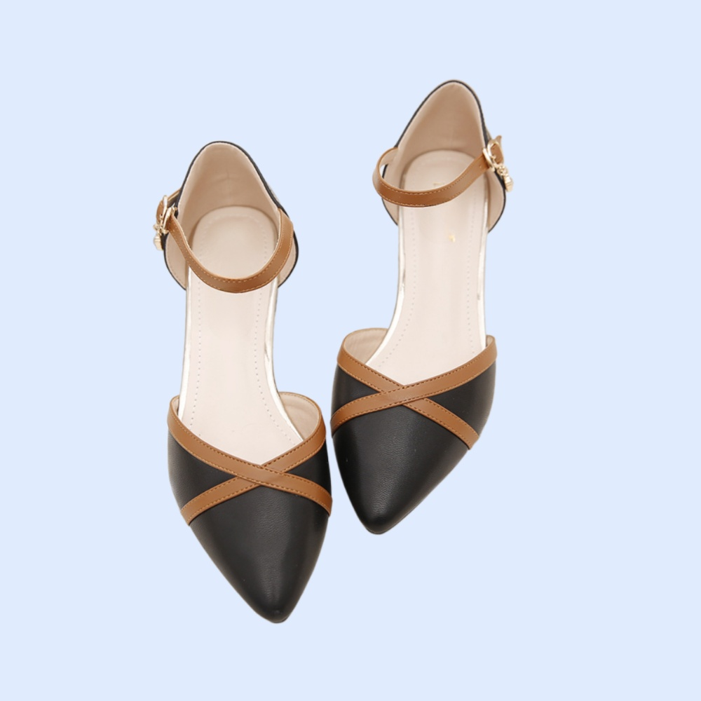 レディース ポインテッドトゥ バックルサンダル